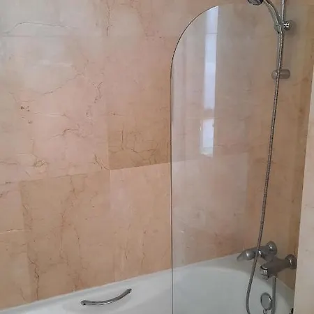 La De La Losa * Oviedo