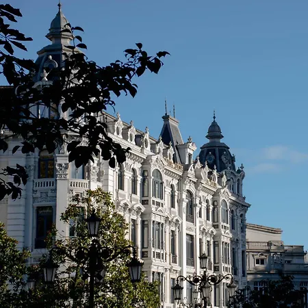 La De La Losa * Oviedo